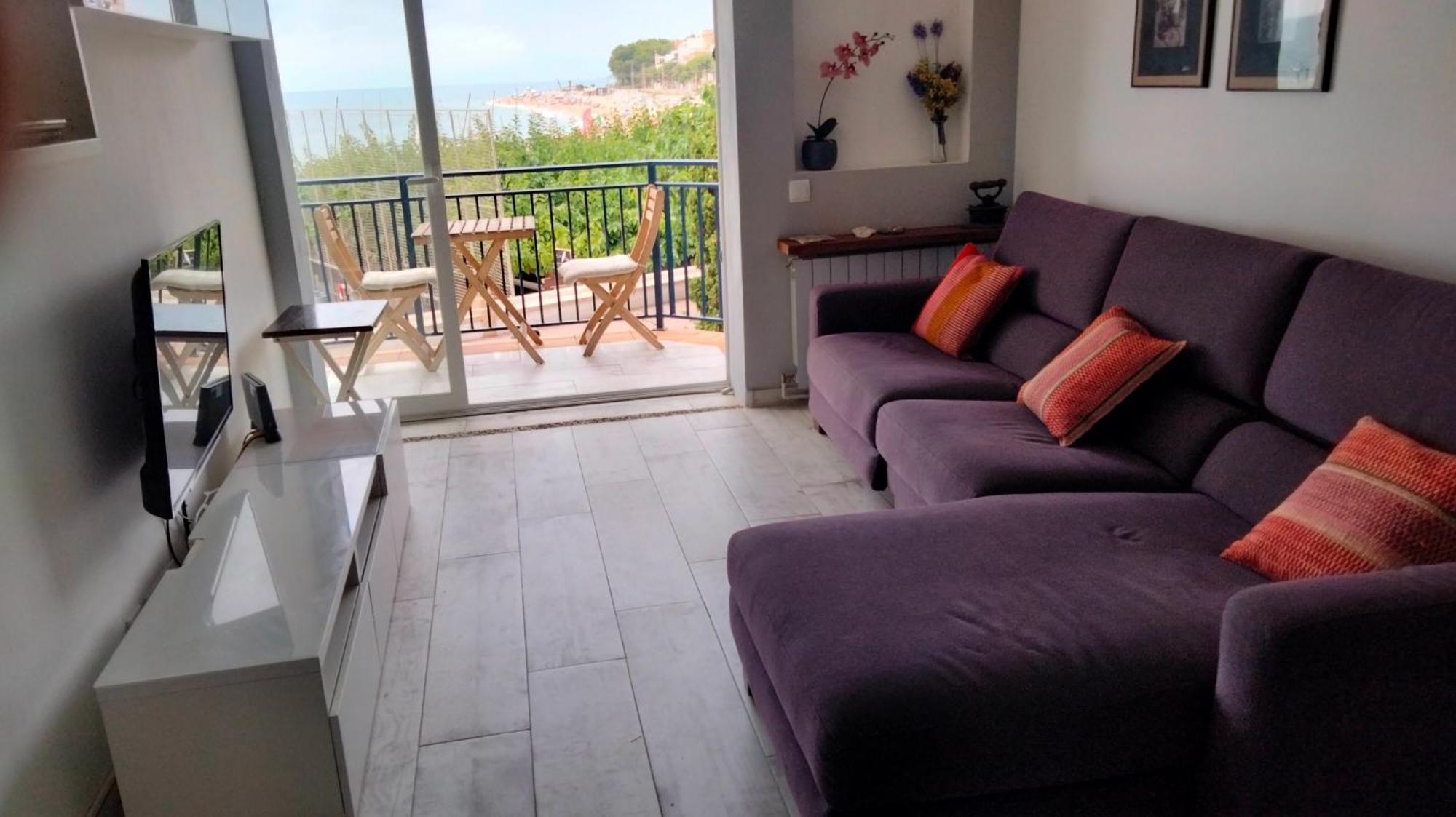 Beachfront Apartment With Private Parking Sant Pol De Mar Exterior foto